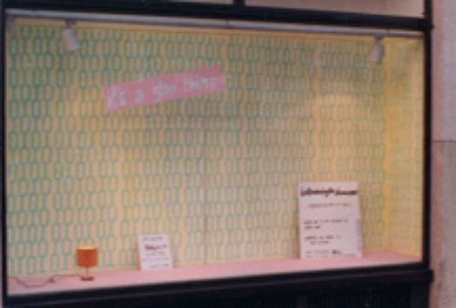 Group Show – Women For Shopping