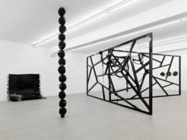 Eva Rothschild, 11/2009