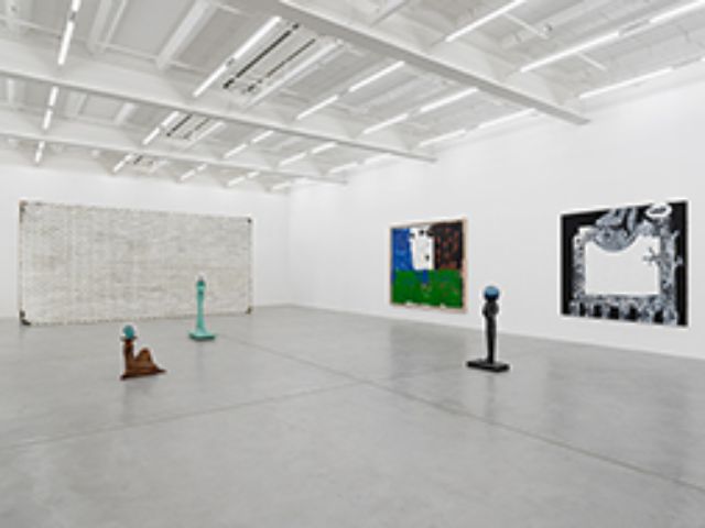 GROUP SHOW